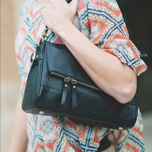 JoTotes Camera Bag - Abby - Man-made Leather Purse